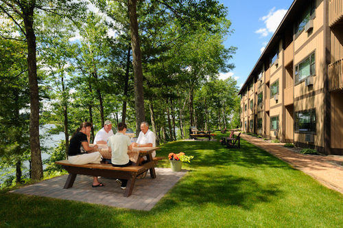 The Pointe Hotel And Suites Minocqua Buitenkant foto